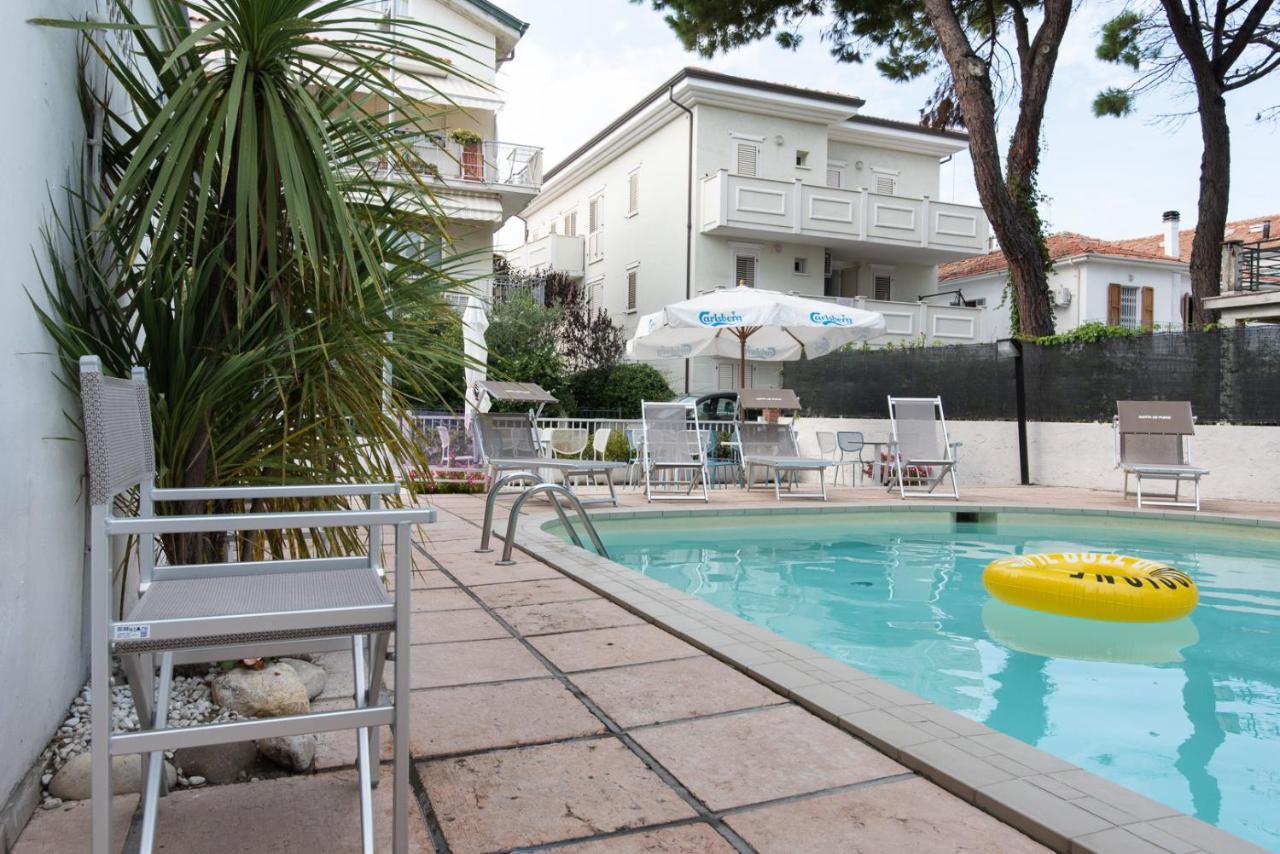 Hotel Consul - Family Hotel Riccione Extérieur photo