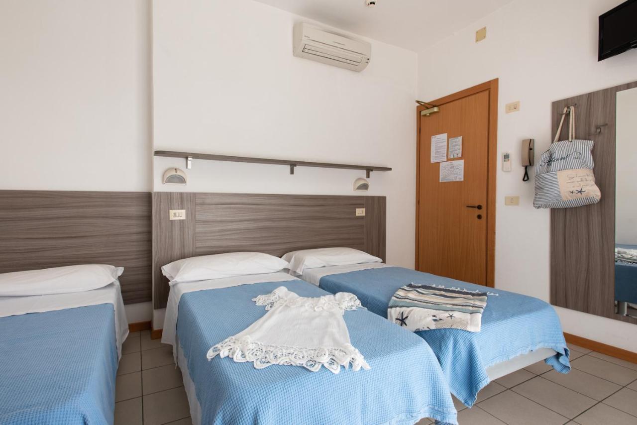 Hotel Consul - Family Hotel Riccione Extérieur photo
