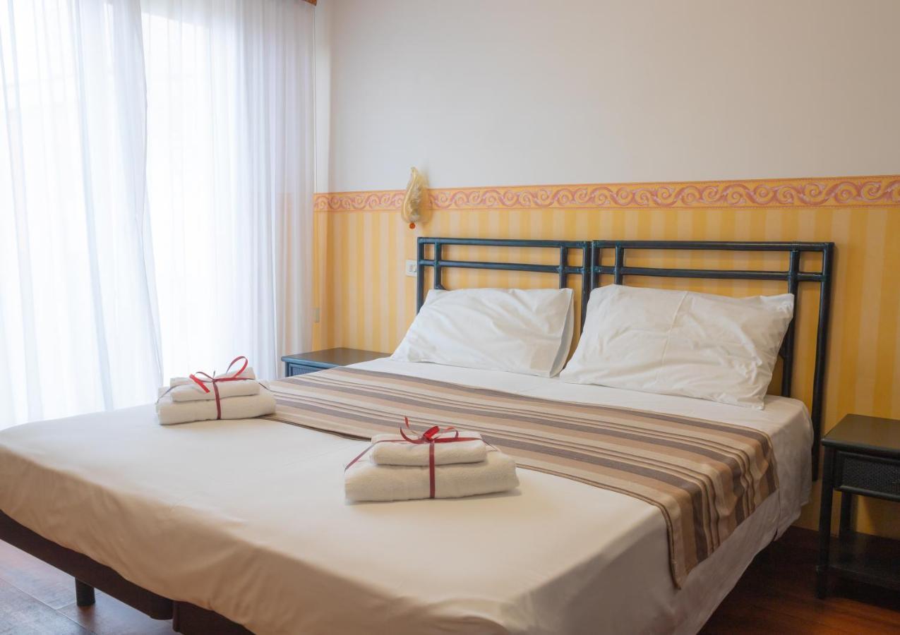 Hotel Consul - Family Hotel Riccione Extérieur photo