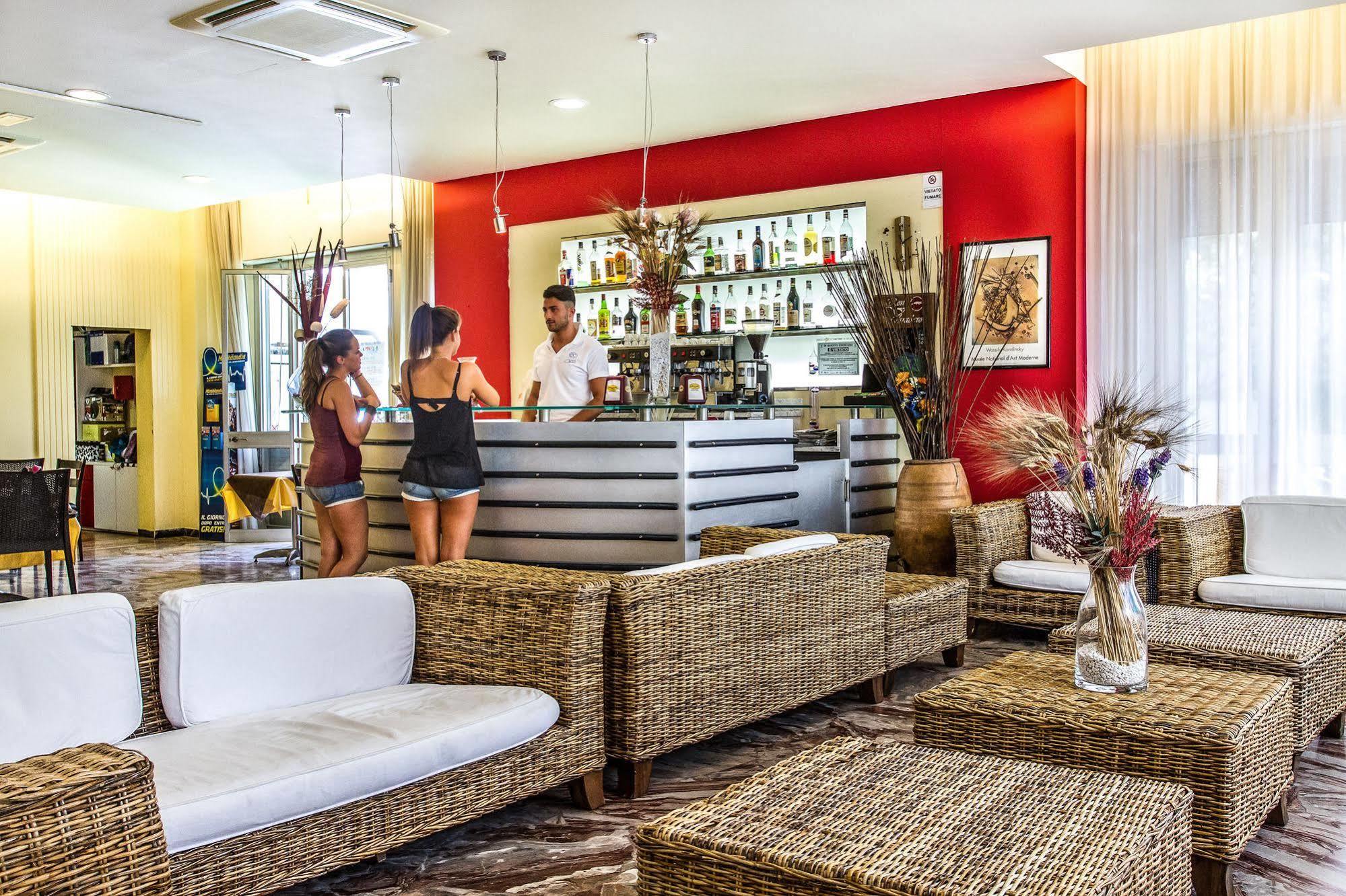 Hotel Consul - Family Hotel Riccione Extérieur photo